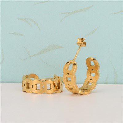 Zanglamaydigan po'latdan yasalgan halqali sirg'alar