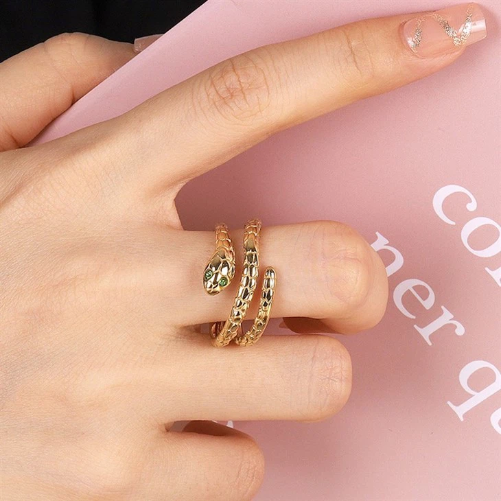gold snake ring womens